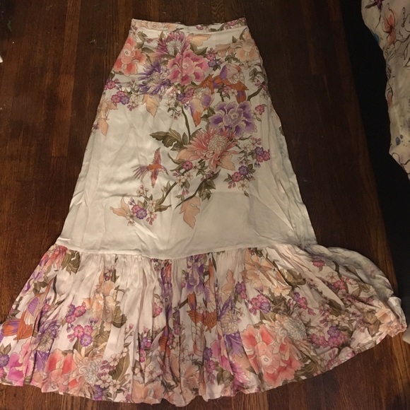 Floral Boho maxi skirt - Picture 3 of 6